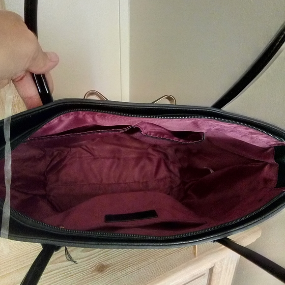 Purse - Picture 2 of 3